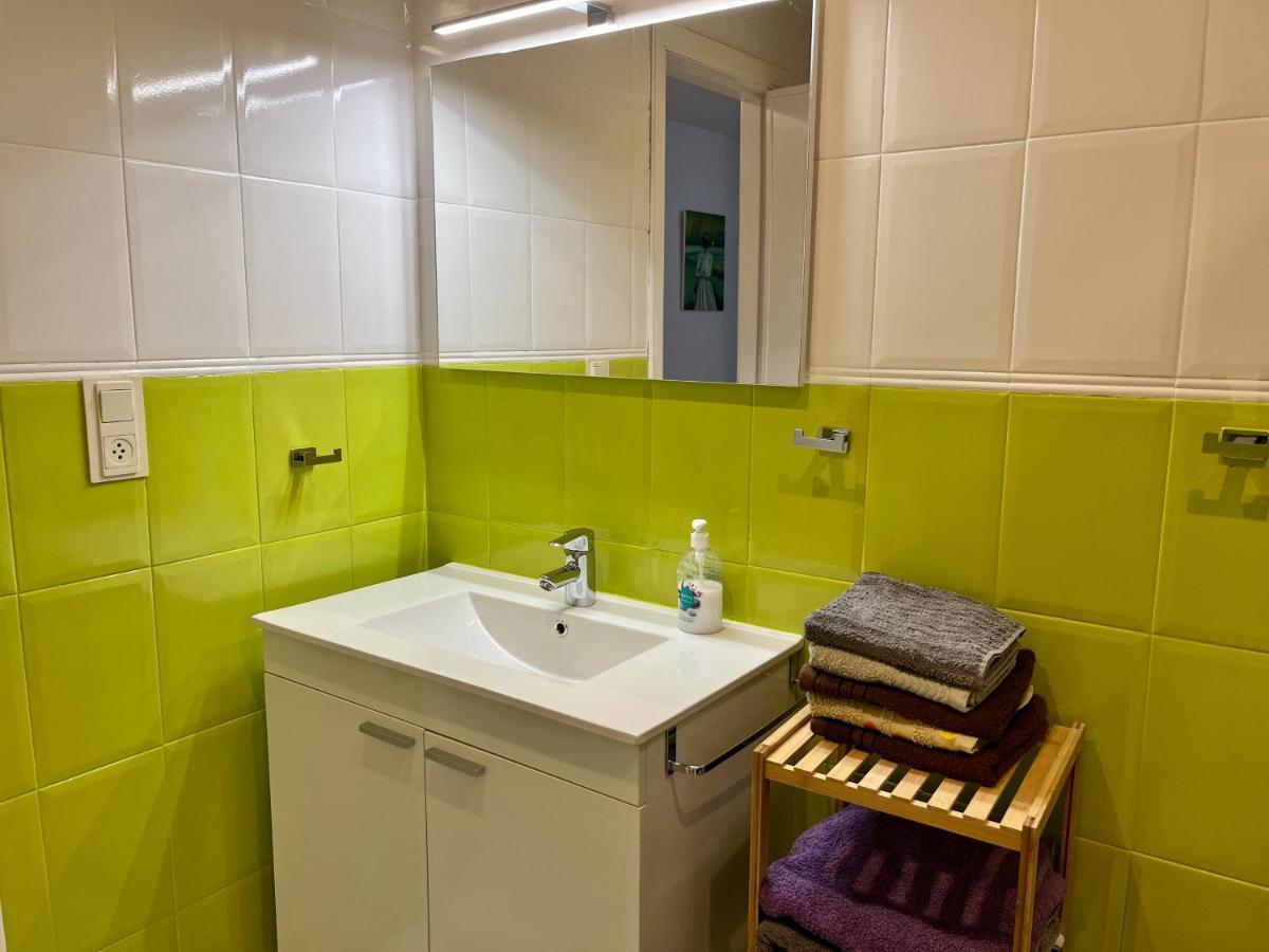 Apartment On The Beach With Parking And Pool Calpe Exterior foto